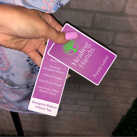 Healing Hands Purple Label Grosgrain Ribbon V-neck blue coral Scrub top - Picture 5 of 9